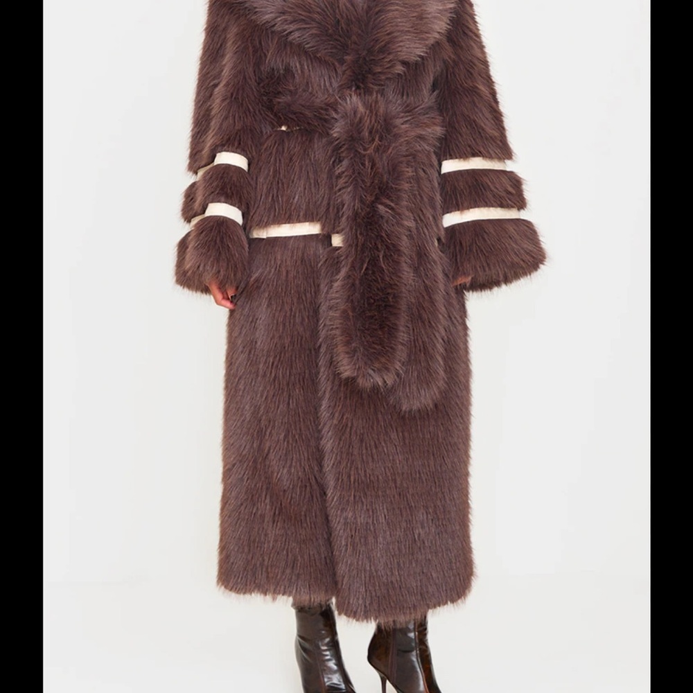 PrettyLittleThing Chocolate Teddy Coat